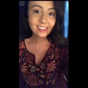 Meet your Posher, Alyssa